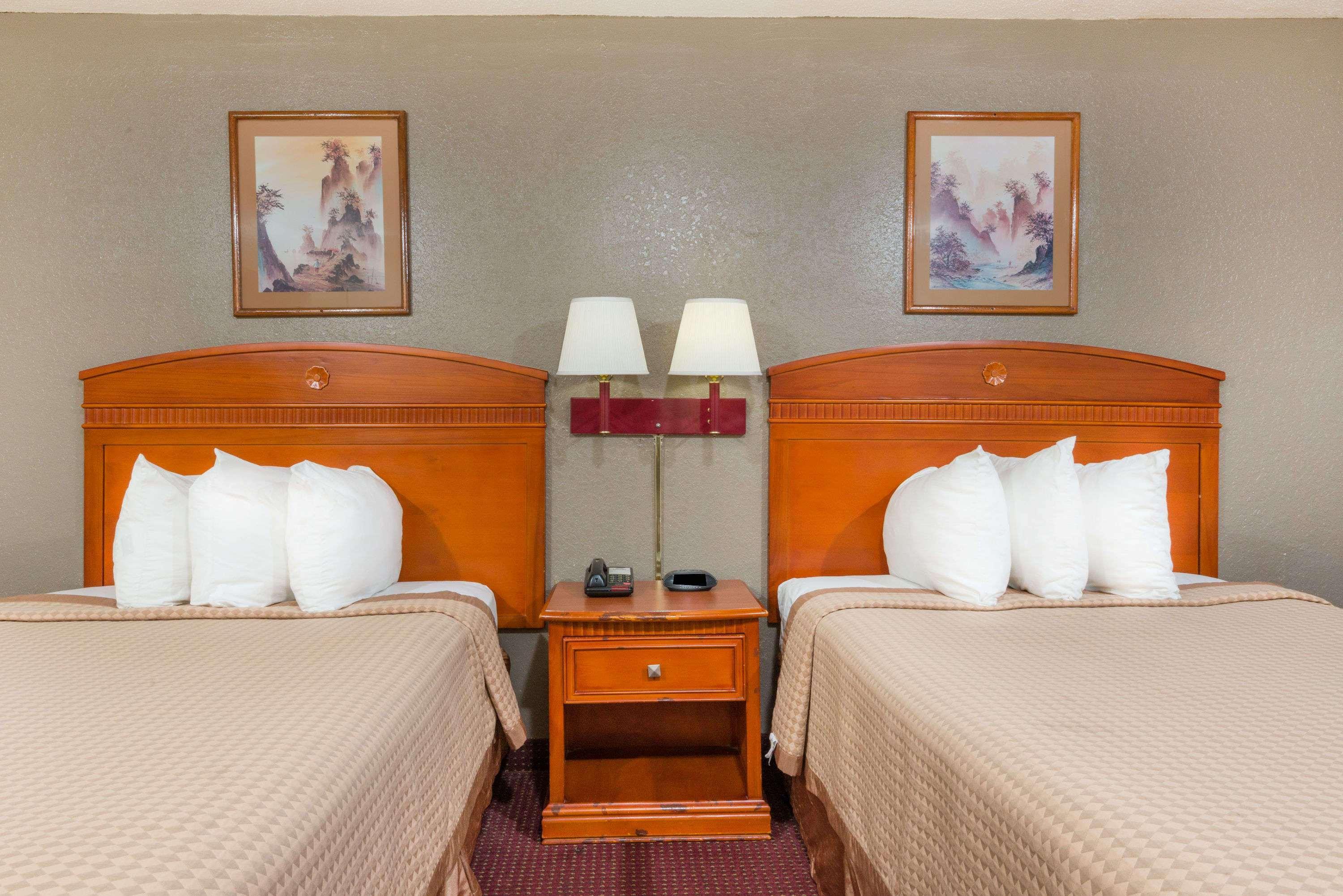 Days Inn By Wyndham Paintsville Zewnętrze zdjęcie