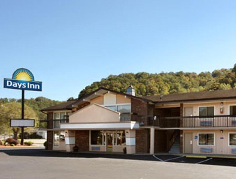 Days Inn By Wyndham Paintsville Zewnętrze zdjęcie